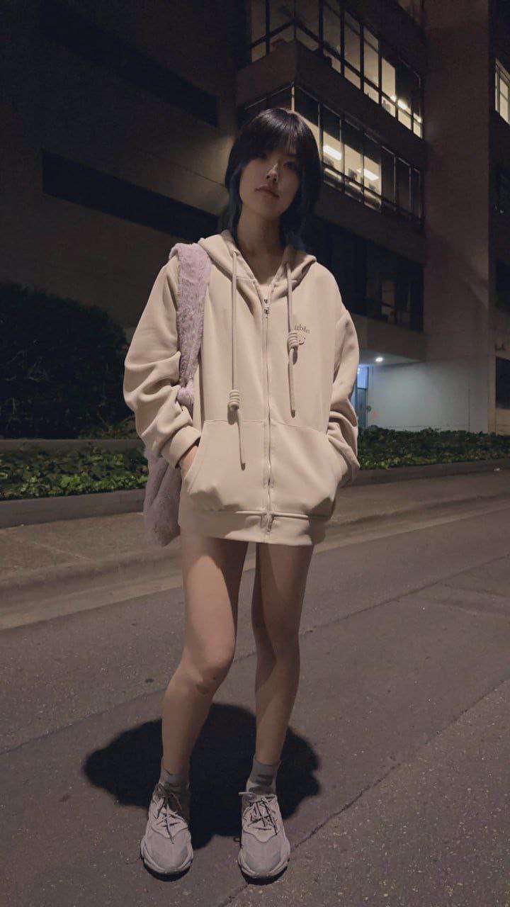 大香视频精品这里有,メイリン モデルコレクション メ,观看免费无删减完整版